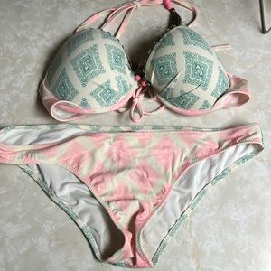 Victoria's Secret Swim Bathing Suit 👙 Bikini Pink/Teal/Cream with tassels 34C/M